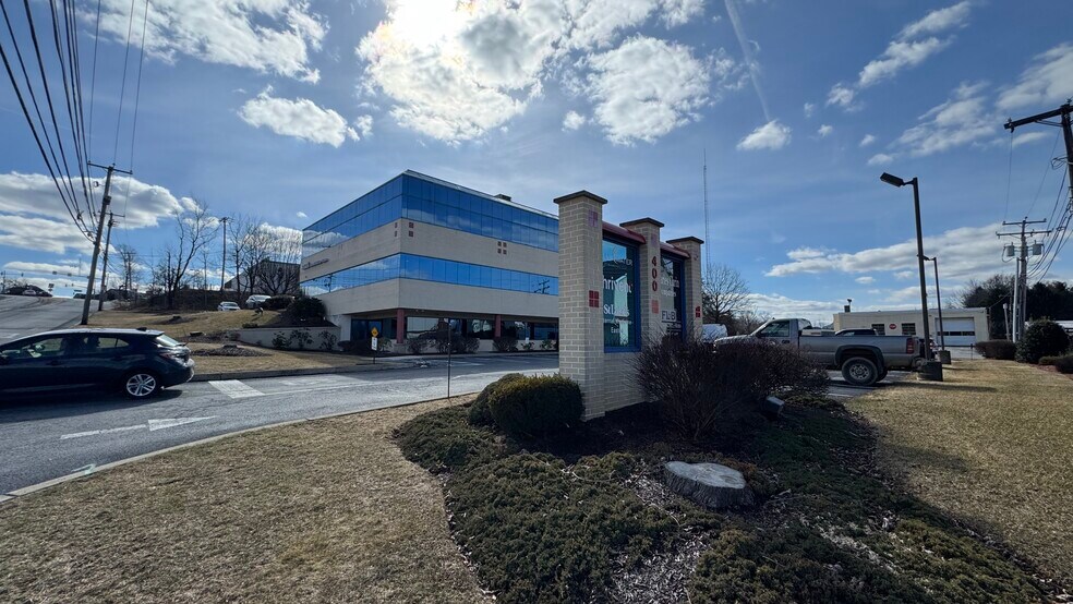 More Photos Of 400 S Greenwood Ave, Easton Office For Sale