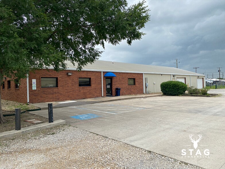 Primary Photo Of 5000 Energy Pl, Denton Industrial For Lease