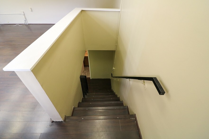 More Photos Of 160-166 W Pico Blvd, Los Angeles Apartments For Sale