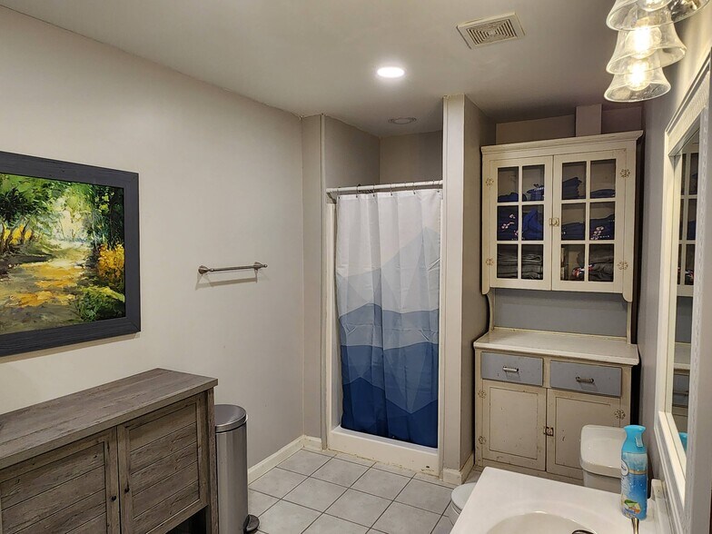 More Photos Of 101 Petras Way, Kyle Warehouse For Sale