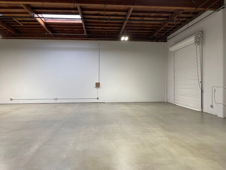 More Photos Of 212-218 Ryan Way, South San Francisco Warehouse For Sale