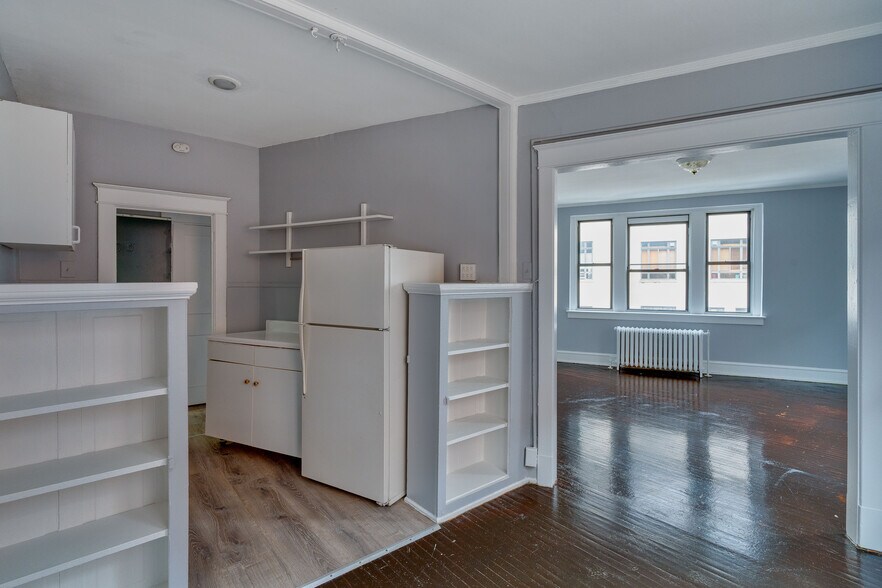 More Photos Of 130-146 Garrett Rd, Upper Darby Township Apartments For Sale