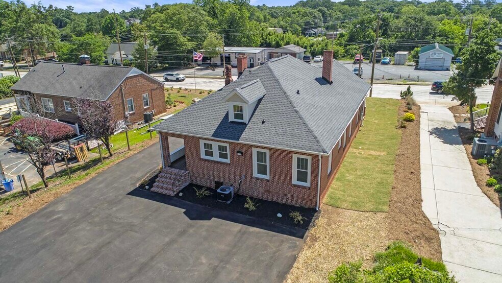 More Photos Of 56 Atlanta St, McDonough Office For Sale