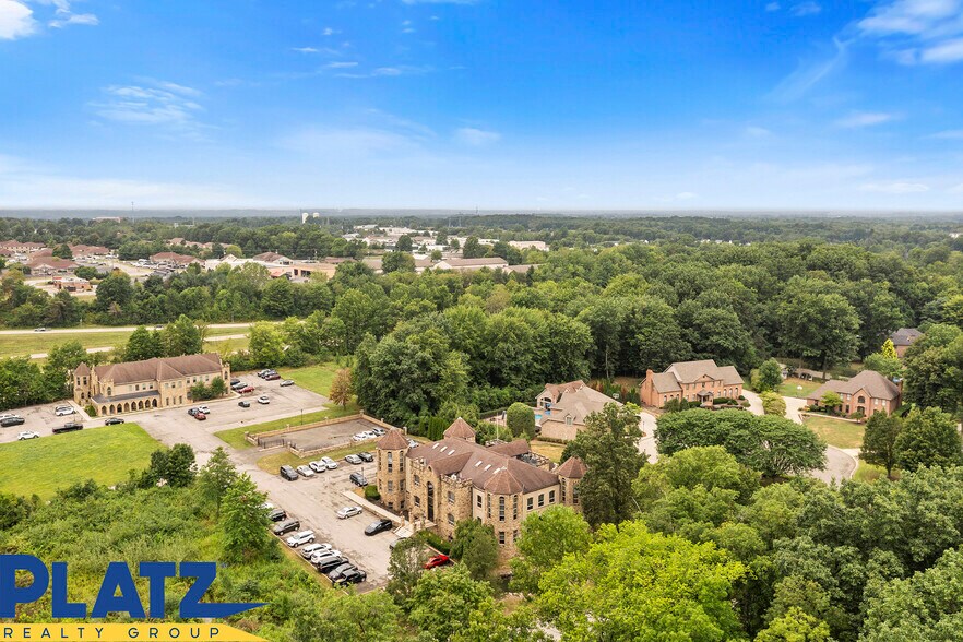 More Photos Of 1170 E Western Reserve Rd, Youngstown Office For Sale