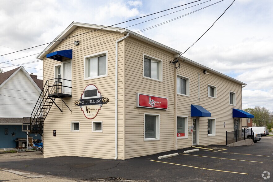 Primary Photo Of 901 Walnut St, Rossville Flex For Lease