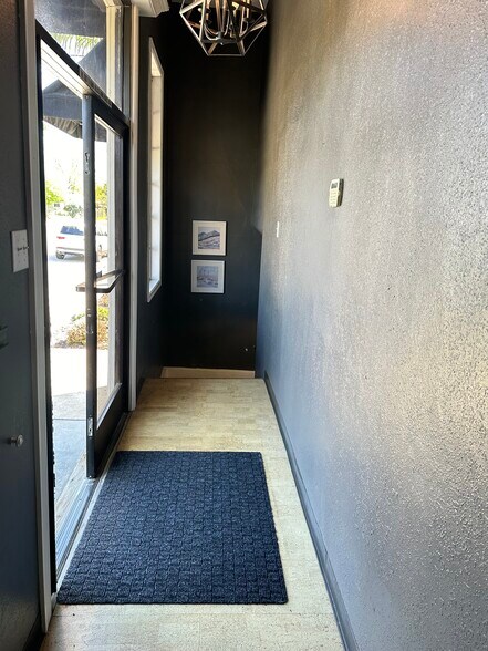 More Photos Of 1001 W Noble Ave, Visalia Specialty For Sale