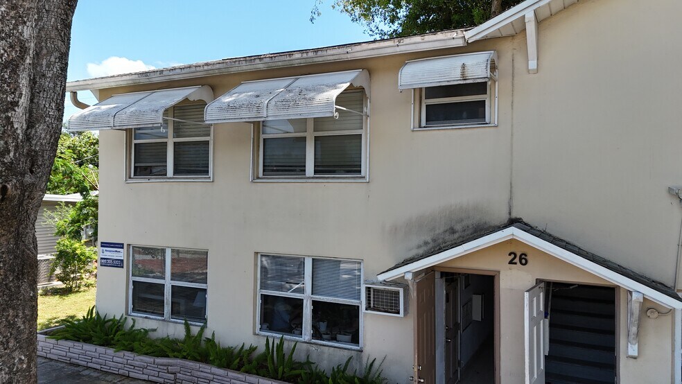 More Photos Of 26 SE 13th Ter, Dania Beach Apartments For Sale