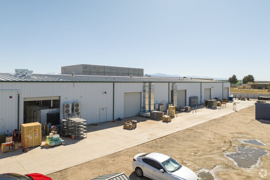 More Photos Of 17130 Raccoon Ave, Adelanto Industrial For Sale