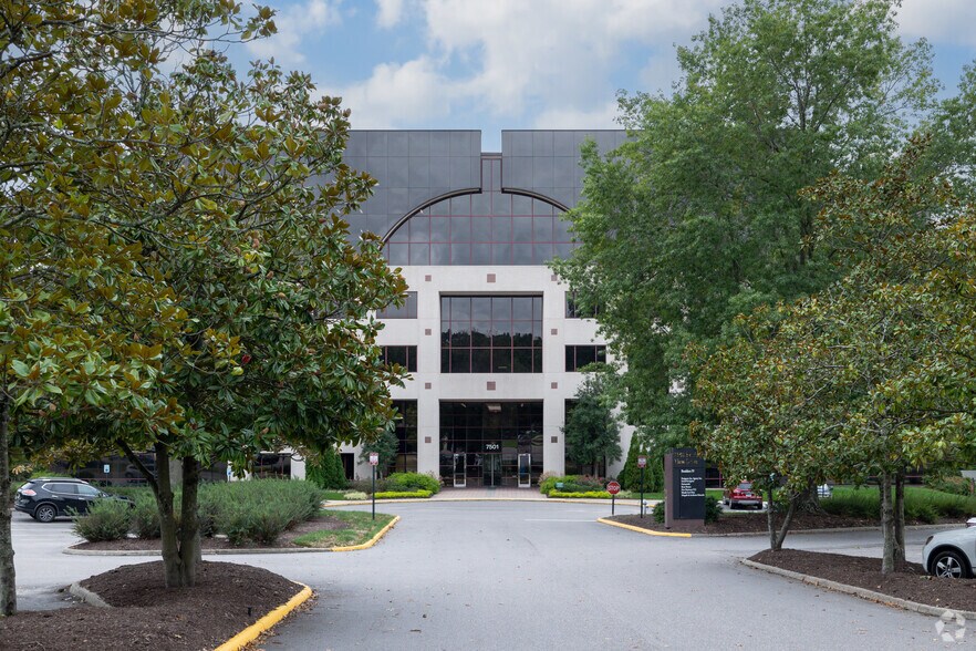 More Photos Of 7501 Boulder View Dr, North Chesterfield Unknown For Lease