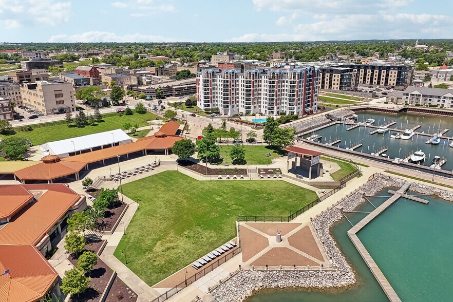 More Photos Of 134 Main St, Racine Apartments For Sale