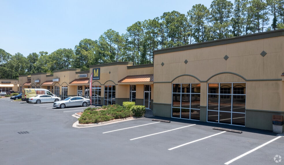 More Photos Of 7999 Philips Hwy, Jacksonville General Retail For Lease