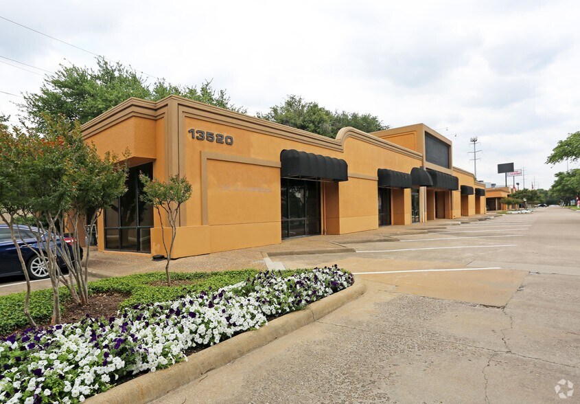 More Photos Of 13520 Dallas Pky, Dallas Unknown For Lease