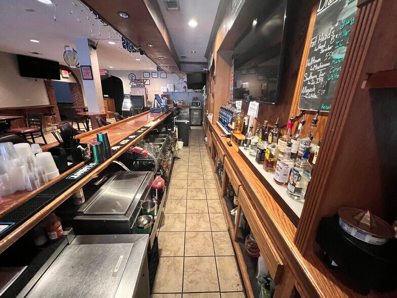 More Photos Of 2512 E Carson St, Pittsburgh Bar For Sale
