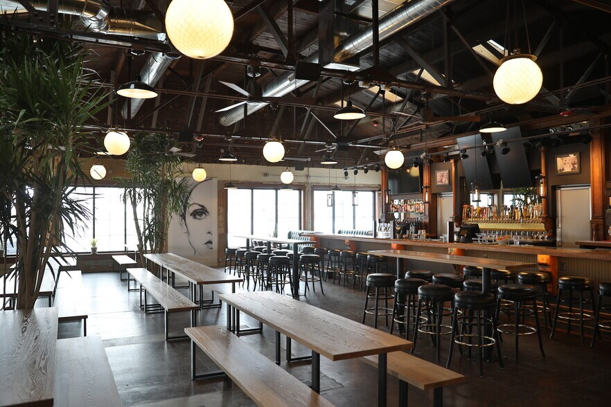 More Photos Of 2915 W 44th Ave, Denver Restaurant For Sale