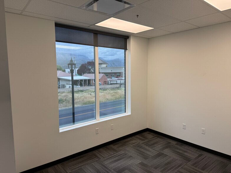 More Photos Of 140 S Main St, Lindon Medical For Lease