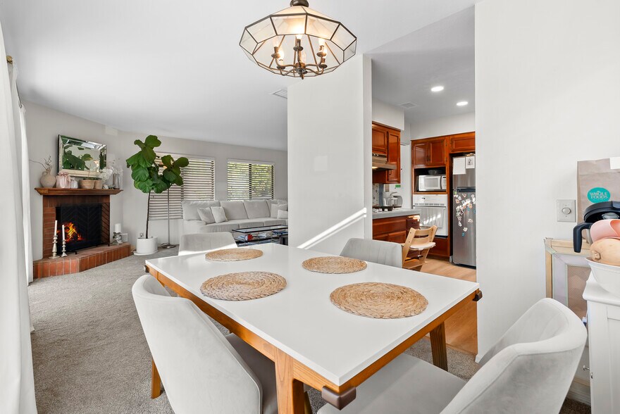 More Photos Of 429 Nautilus St, La Jolla Apartments For Sale