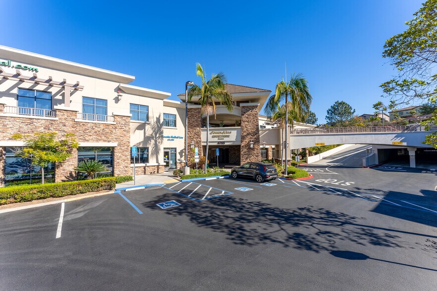 More Photos Of 4765 Carmel Mountain Rd, San Diego Medical For Lease