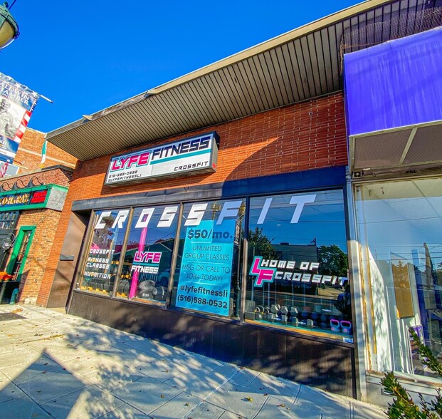 More Photos Of 851 Merrick Rd, Baldwin Storefront For Sale