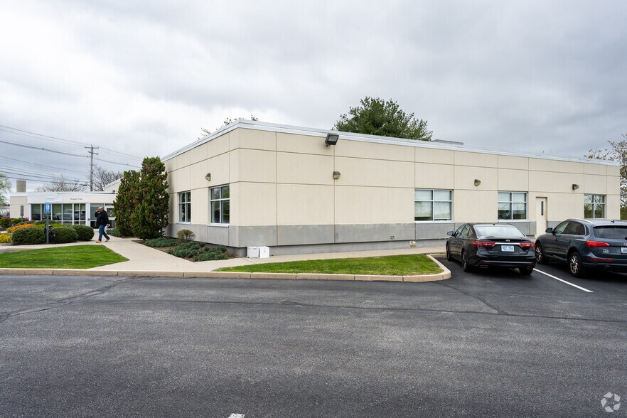 More Photos Of 1500 Pontiac Ave, Cranston Medical For Sale