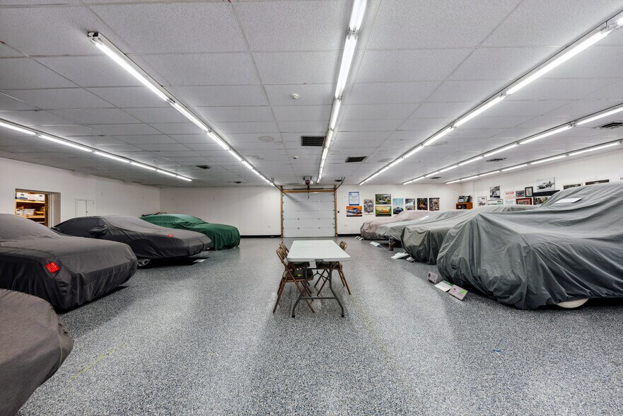 More Photos Of 481-485 Old State Route 74, Cincinnati Storefront Retail Office For Sale