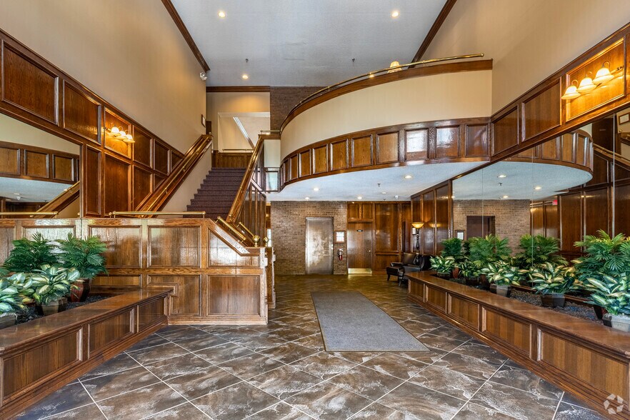 More Photos Of 41000 W 7 Mile Rd, Northville Office For Sale
