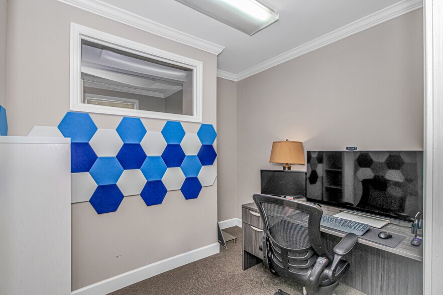 More Photos Of 955 Riverwood Dr, Murrells Inlet Office For Lease