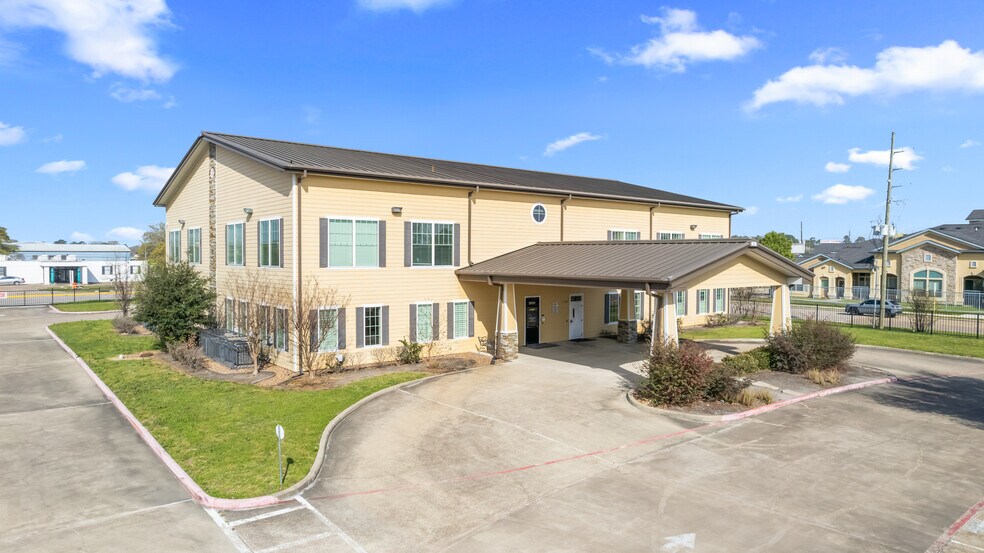 More Photos Of 11820 Huffmeister Rd, Houston Office For Sale