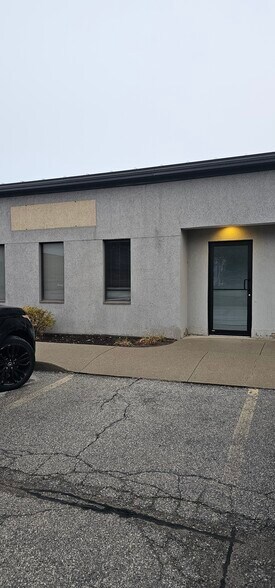 More Photos Of 4450 Corporate Dr, Burlington Warehouse For Lease