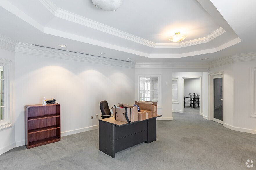 More Photos Of 2605 Ben Hill Rd, East Point Schools For Sale