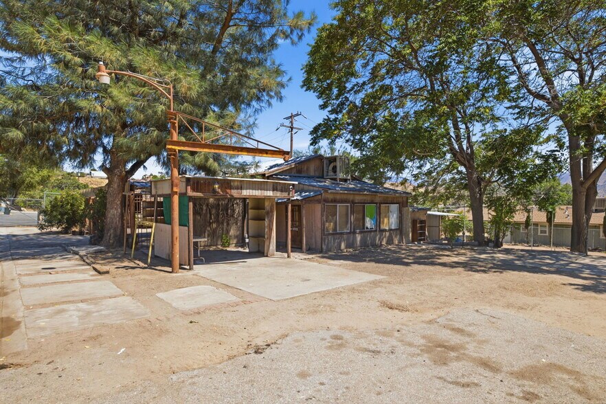 More Photos Of 1 Lakeview Dr, Wofford Heights Light Distribution For Sale