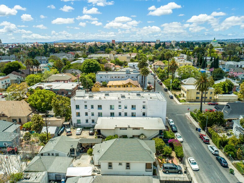 More Photos Of 1984 Park Grove Ave, Los Angeles Apartments For Sale
