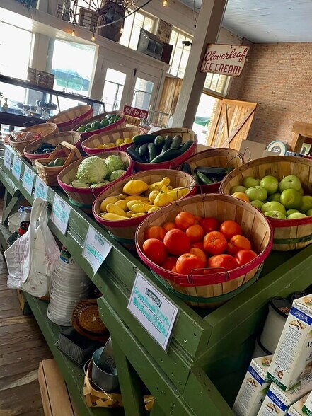 More Photos Of 14560 Main St, Orrville General Retail For Sale