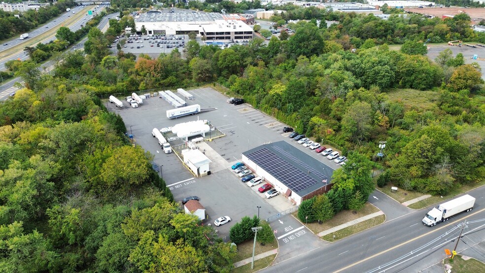Primary Photo Of 4700 S Clinton Ave, South Plainfield Warehouse For Lease