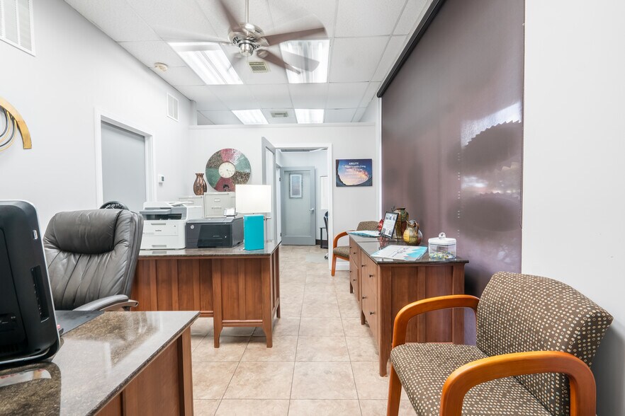 More Photos Of 6600 Pembroke Rd, Pembroke Pines Office For Sale