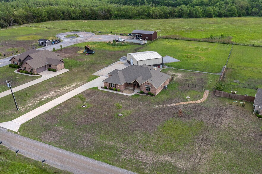 More Photos Of 667 County Road 4935, Trenton Industrial For Sale