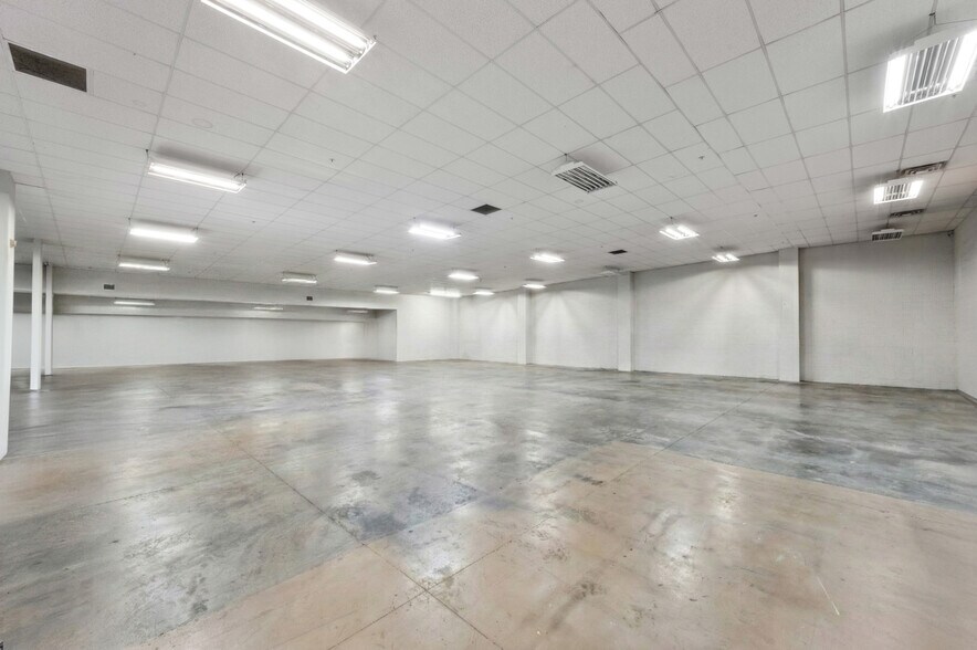 More Photos Of 4106 Outlook Blvd, Pueblo Freestanding For Sale