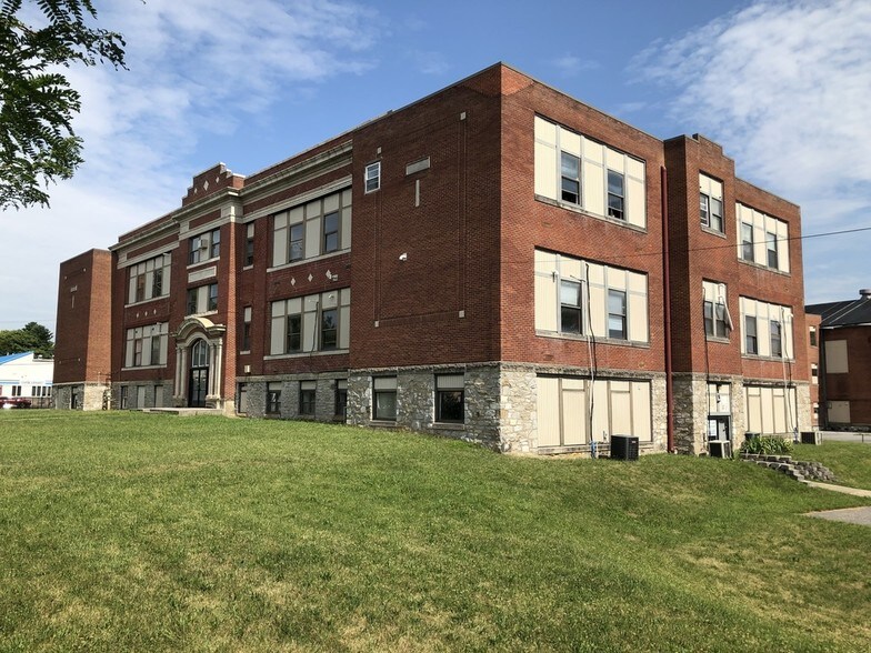 More Photos Of 920 W Washington St, Hagerstown Office For Sale