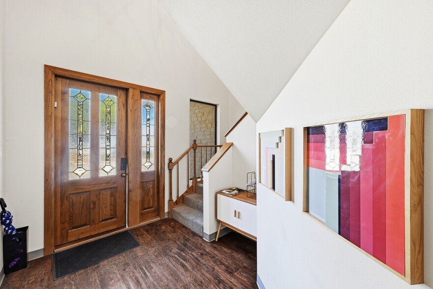More Photos Of 8733 Shoal Creek Blvd, Austin Office For Sale