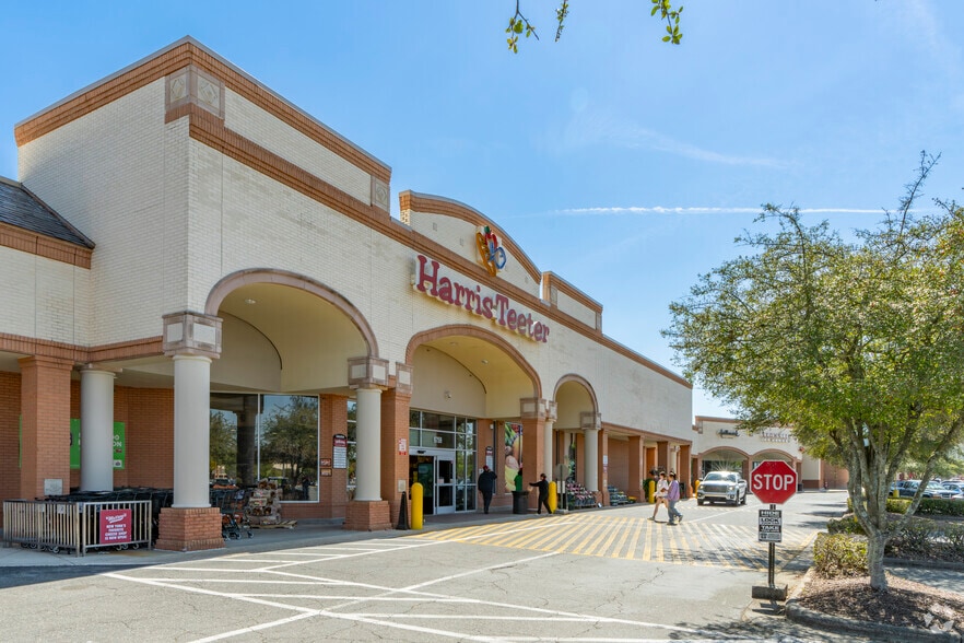 More Photos Of 9645-9759 Sam Furr Rd, Huntersville Unknown For Lease