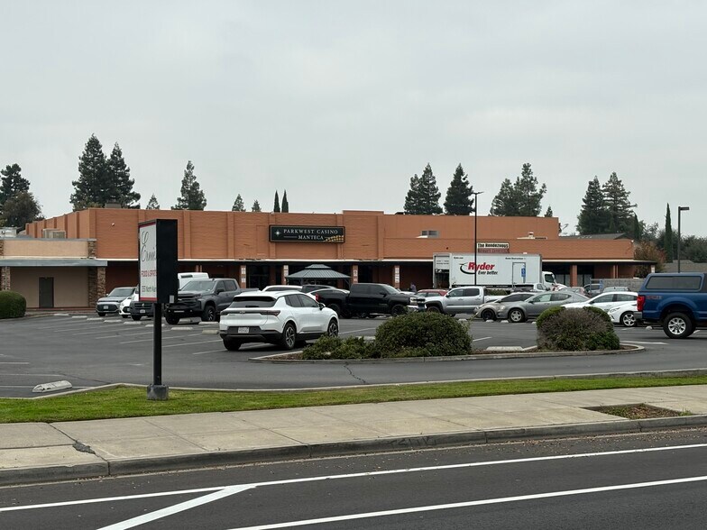 More Photos Of 1355 N Main St, Manteca General Retail For Sale
