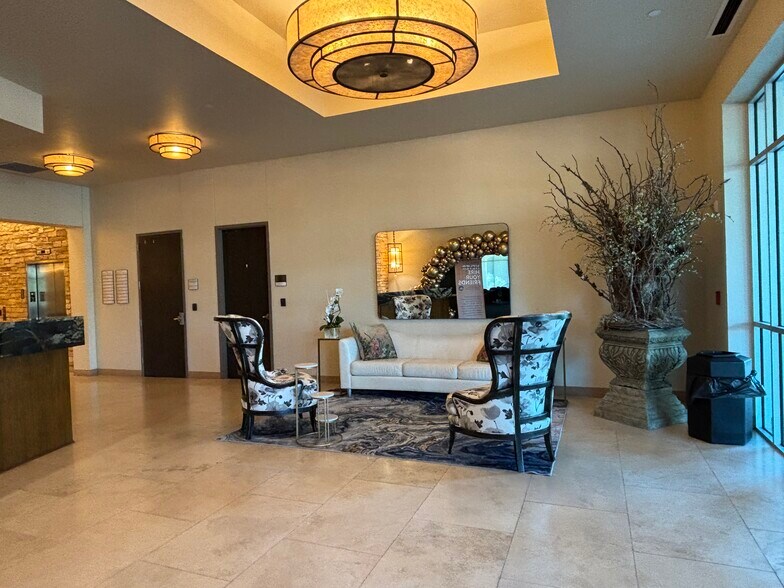 More Photos Of 2800 Shoreline Dr, Denton Medical For Sale