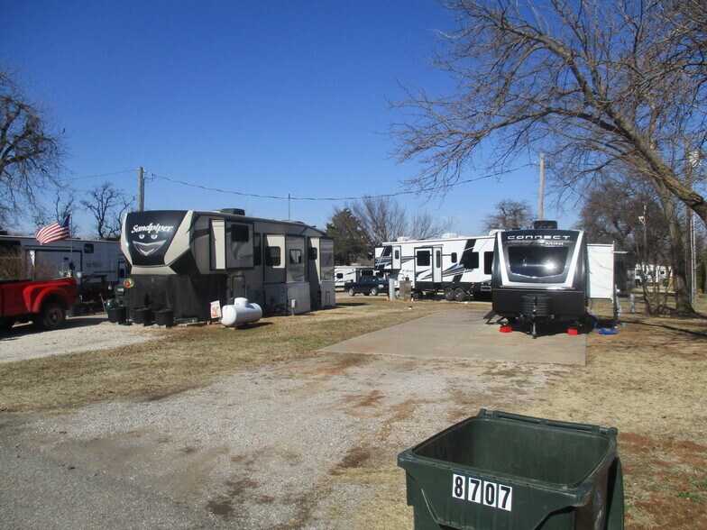 More Photos Of 8801 SE 29th St, Midwest City Trailer Camper Park For Sale