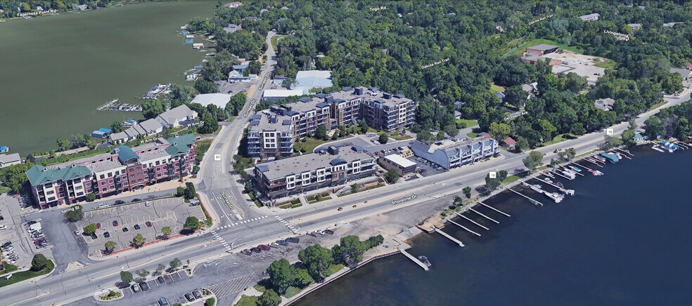 More Photos Of 4100 Shoreline Dr, Spring Park Apartments For Sale