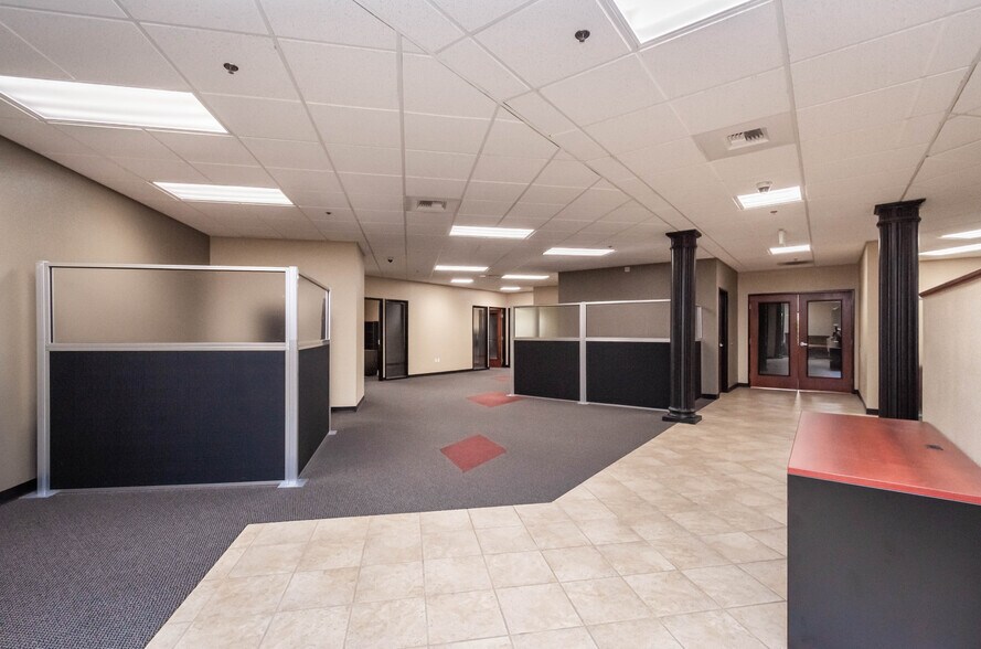 More Photos Of 9401 E Stockton Blvd, Elk Grove Coworking Space