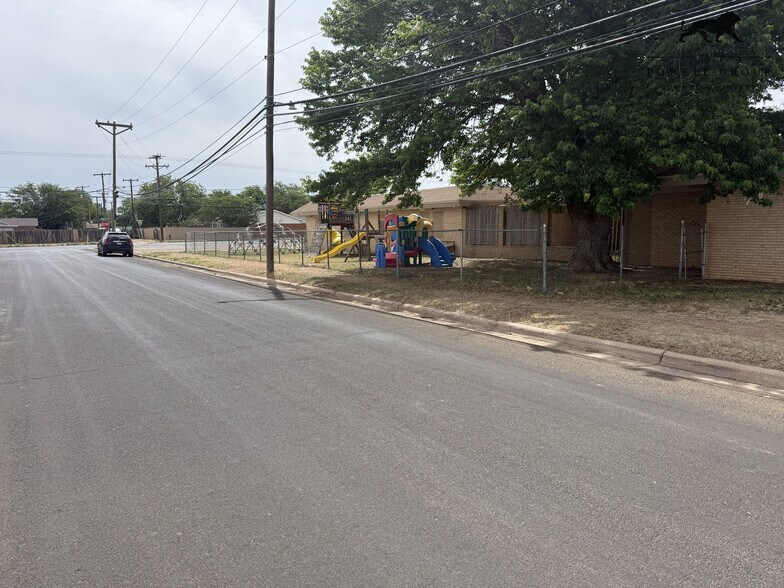 More Photos Of 4810 Avenue P, Lubbock Religious Facility For Sale