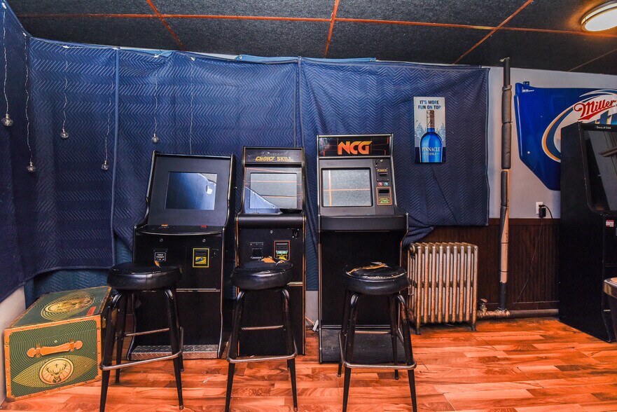 More Photos Of 501 Chestnut St, Dunmore Storefront Retail Residential For Sale