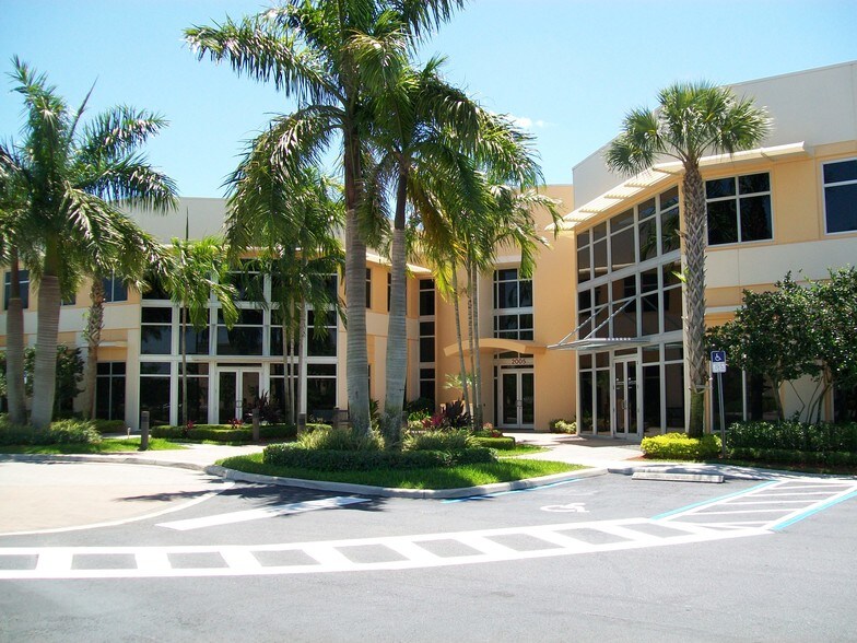 Primary Photo Of 2005 Vista Pky, West Palm Beach Unknown For Lease