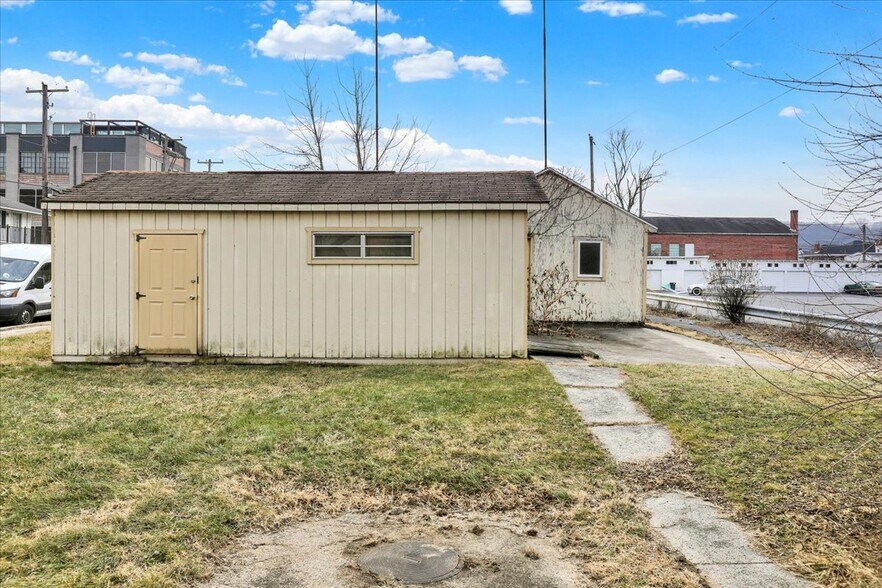 More Photos Of 200 W Lancaster Ave, Shillington Apartments For Sale