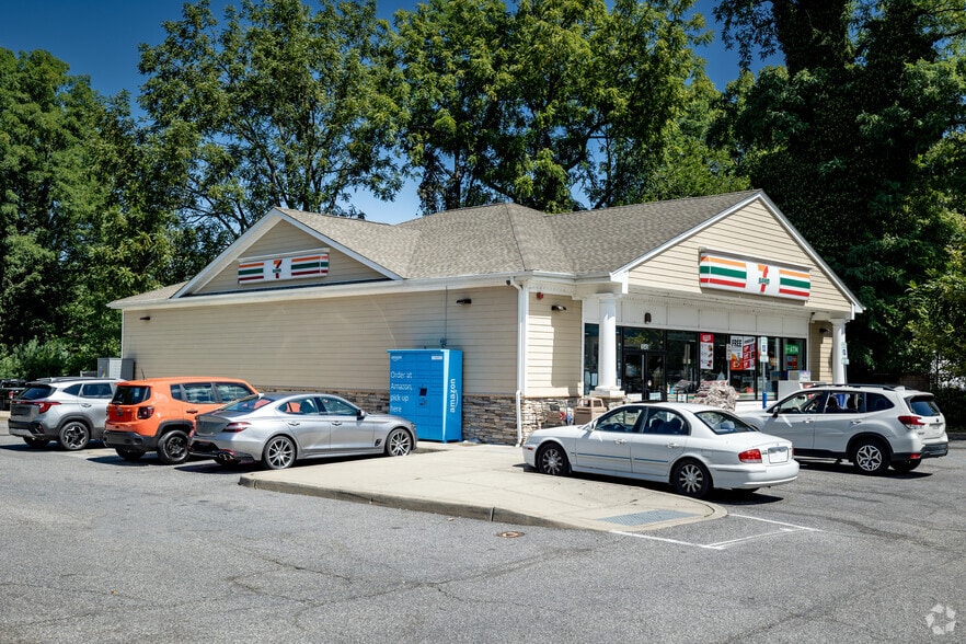 More Photos Of 1545 Middle Country Rd, Centereach Convenience Store For Sale