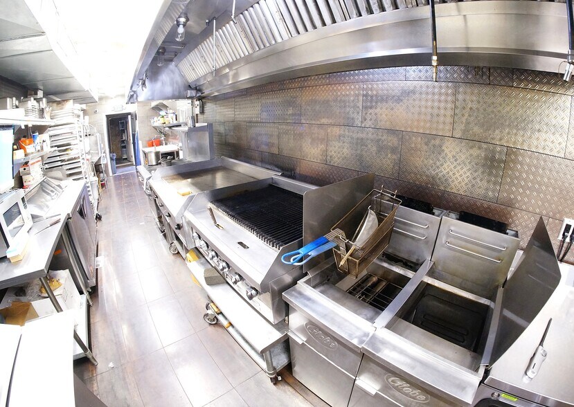 More Photos Of 31 W Center St, Victor Restaurant For Lease